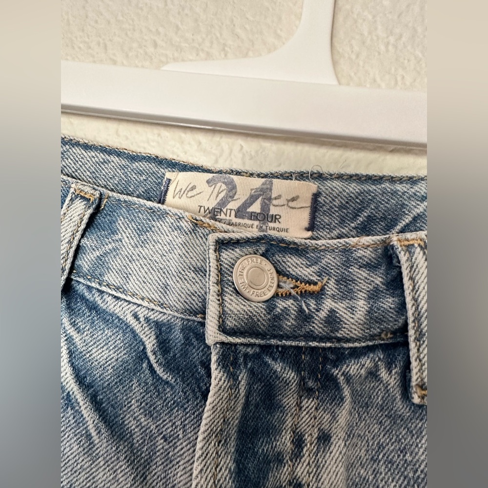 Free People Shorts size 24 NWT - Picture 3 of 9